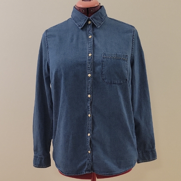 Northern Reflections Tops - Northern Reflections Long Sleeve Denim Shirt Womens Large